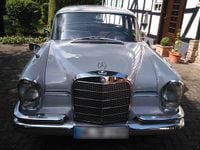 Gebraucht Mercedes 220 110 PS (80 kW) 1965 Grau Limousine