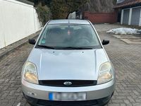 Gebraucht Ford Fiesta 2004 Silber Kleinwagen
