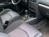 Gebraucht Renault Clio II 55 PS (40 kW) 2003 Grün Kleinwagen