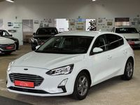 Gebraucht Ford Focus Cool & Connect 125 PS (91 kW) 2020 Weiß Limousine