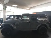 Neu Jeep Wrangler 272 PS (200 kW) 2025 Grau SUV