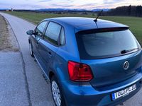 Gebraucht VW Polo Highline 90 PS (66 kW) 2015 Blau Limousine