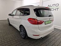 gebraucht BMW 220 i, Automatik, AHK, Navi, 18 Zoll