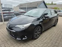 Gebraucht Toyota Avensis 143 PS (105 kW) 2015 Schwarz Kombi