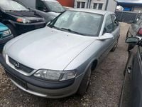 Gebraucht Opel Vectra 136 PS (100 kW) 1998 Silber Limousine