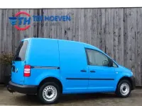 Usado VW Caddy 75 HP (55 kW) 2014 Azul Monovolume