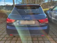Gebraucht Audi A1 Competition 105 PS (77 kW) 2012 Blau Kleinwagen