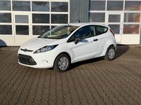 Gebraucht Ford Fiesta Ambiente 60 PS (44 kW) 2009 Weiß Kleinwagen