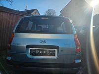 Gebraucht Hyundai Matrix GLS 122 PS (89 kW) 2002 Silber Van / Kleinbus