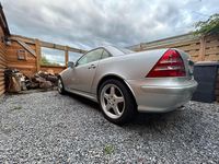 Gebraucht Mercedes SLK200 163 PS (119 kW) 2000 Silber Cabrio