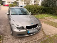 Gebraucht BMW 320 177 PS (130 kW) 2009 Grau Limousine