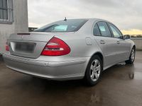 Gebraucht Mercedes E320 224 PS (164 kW) 2005 Silber Limousine