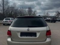 Gebraucht VW Golf VI Match 86 PS (63 kW) 2013 Silber Kleinwagen