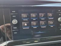 Second-hand VW Multivan 204 CP (150 kW) 2021 Argintiu Monovolum