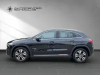Gebraucht Mercedes GLA180 Advanced 136 PS (100 kW) 2025 lack kosmosschwarz (metallic) SUV