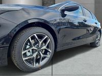 Neu Kia Ceed Style 140 PS (102 kW) 2025 Zilinaschwarz Kleinwagen