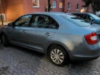 Gebraucht Skoda Rapid 75 PS (55 kW) 2013 Silber Kleinwagen