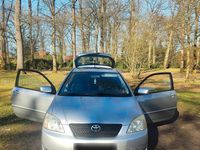 Gebraucht Toyota Corolla 96 PS (70 kW) 2002 Silber Kleinwagen