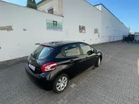 Gebraucht Peugeot 208 Access 68 PS (50 kW) 2012 Schwarz Kleinwagen