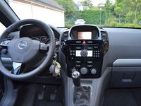 Gebraucht Opel Zafira 125 PS (91 kW) 2011 Schwarz Van / Kleinbus