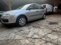 Gebraucht Ford Focus 101 PS (74 kW) 2006 Silber Kleinwagen