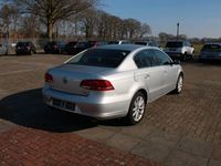 Gebraucht VW Passat Highline 160 PS (117 kW) 2012 Silber Limousine