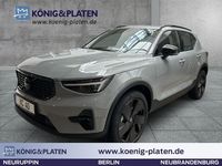 Neu Volvo XC40 Plus 197 PS (144 kW) 2025 Grau SUV