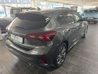 Neu Ford Focus ST-Line 125 PS (91 kW) 2025 Grey metallic Limousine