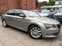 Gebraucht Skoda Superb Style 150 PS (110 kW) 2018 Grün Limousine