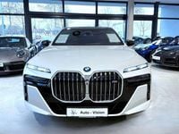 Gebraucht BMW M760e Performance 571 PS (419 kW) 2023 Weiß Limousine