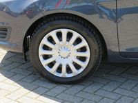 Gebraucht Ford Fiesta Trend 80 PS (58 kW) 2013 Blau (metallic) Limousine