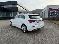 Gebraucht Mercedes A180 Advanced Plus 136 PS (100 kW) 2024 Unilack polarweiß Limousine