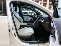 Gebraucht Mercedes C300e Advanced 204 PS (150 kW) 2024 Weiss / polarweiß Limousine