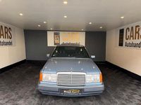 Second-hand Mercedes E230 132 CP (97 kW) 1991 Albastru Berlinǎ