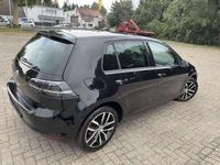 Gebraucht VW Golf VII Cup 86 PS (63 kW) 2015 Ebenholzschwarz Limousine