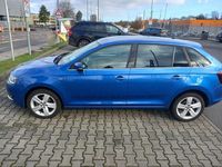 Gebraucht Skoda Rapid Active 95 PS (69 kW) 2017 Blau Kleinwagen