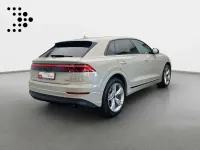Gebraucht Audi Q8 Ambiente 394 PS (289 kW) 2025 Vikunjabeige metallic SUV