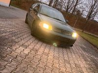 Gebraucht VW Passat Comfortline 116 PS (85 kW) 2000 Grün Kombi