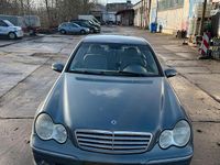 Gebraucht Mercedes C180 156 PS (114 kW) 2007 Grün Limousine