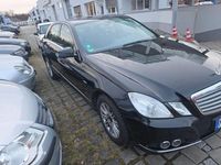 Gebraucht Mercedes E220 Avantgarde 170 PS (125 kW) 2010 Schwarz Kombi