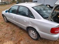 Gebraucht Audi A4 102 PS (75 kW) 2000 Silber Limousine