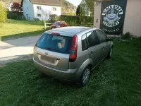 Usata Ford Fiesta 80 CV (58 kW) 2004 Oro Utilitaria