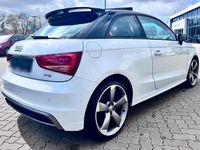 Gebraucht Audi A1 Exclusive 185 PS (136 kW) 2012 Weiß Kleinwagen