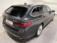 Gebraucht BMW 530e Luxury Line 292 PS (214 kW) 2021 Grau Kombi