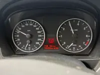 Gebraucht BMW 318 Basis 129 PS (94 kW) 2007 Silber Limousine