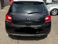 Gebraucht Citroën DS3 Sport Chic 156 PS (114 kW) 2012 Schwarz Kleinwagen