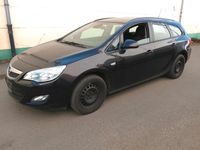 Gebraucht Opel Astra 140 PS (102 kW) 2012 Andere farben Kombi