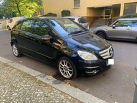 Gebraucht Mercedes B200 140 PS (102 kW) 2008 Kosmosschwarz  metalliclack Van / Kleinbus