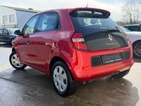 Second-hand Renault Twingo Expression 71 CP (52 kW) 2015 Roșu Hatchback