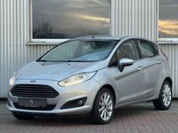 Gebraucht Ford Fiesta Titanium 125 PS (91 kW) 2017 Polarsilber metallic Limousine